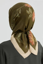 Funda Çiçek Desenli Natural Eşarp - Haki TUGBA