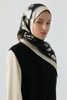 Sebu Twill İpek Eşarp - Siyah TUGBA