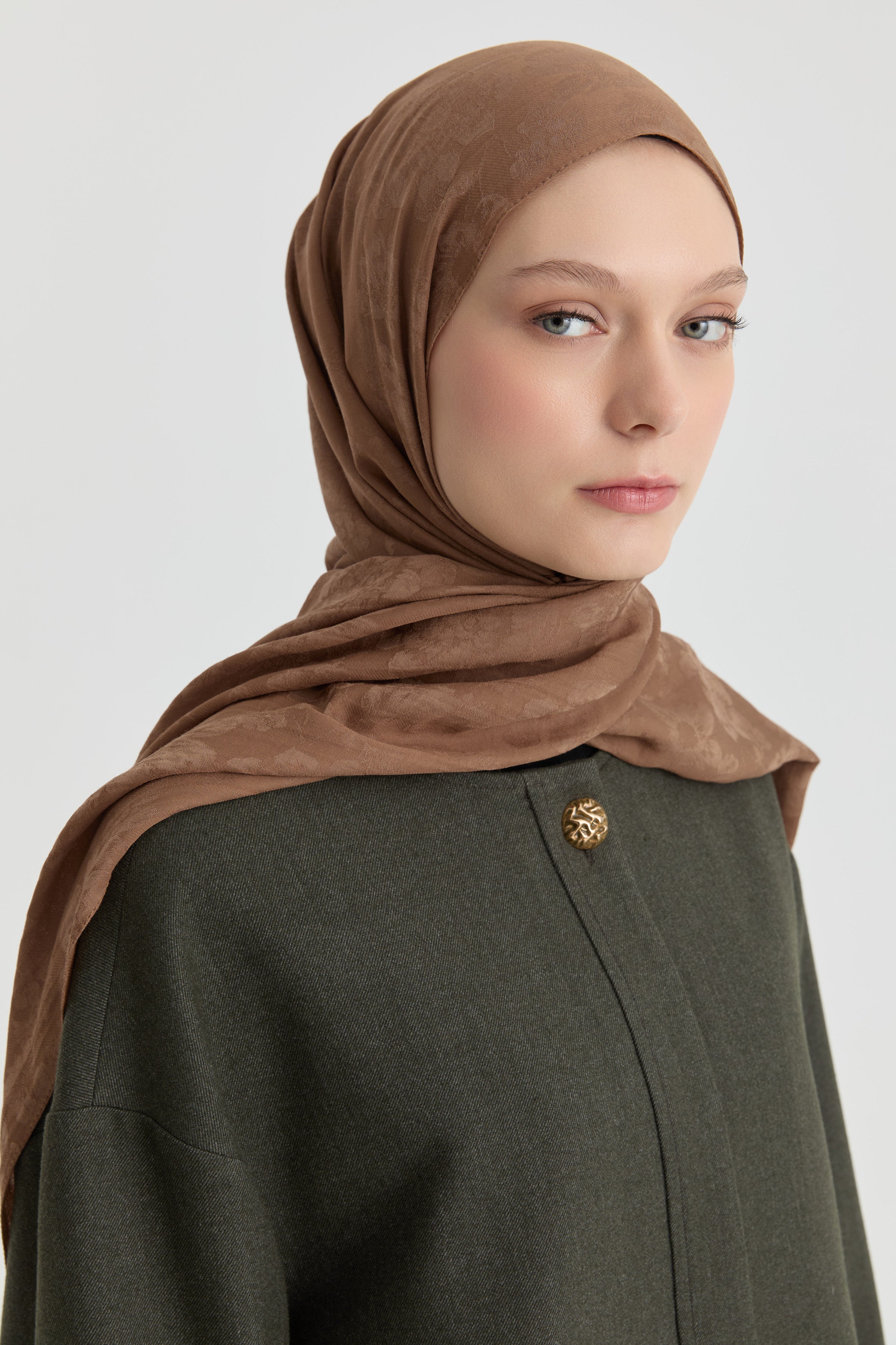 Roza Jakar Şal - Açık Kahve TUGBA