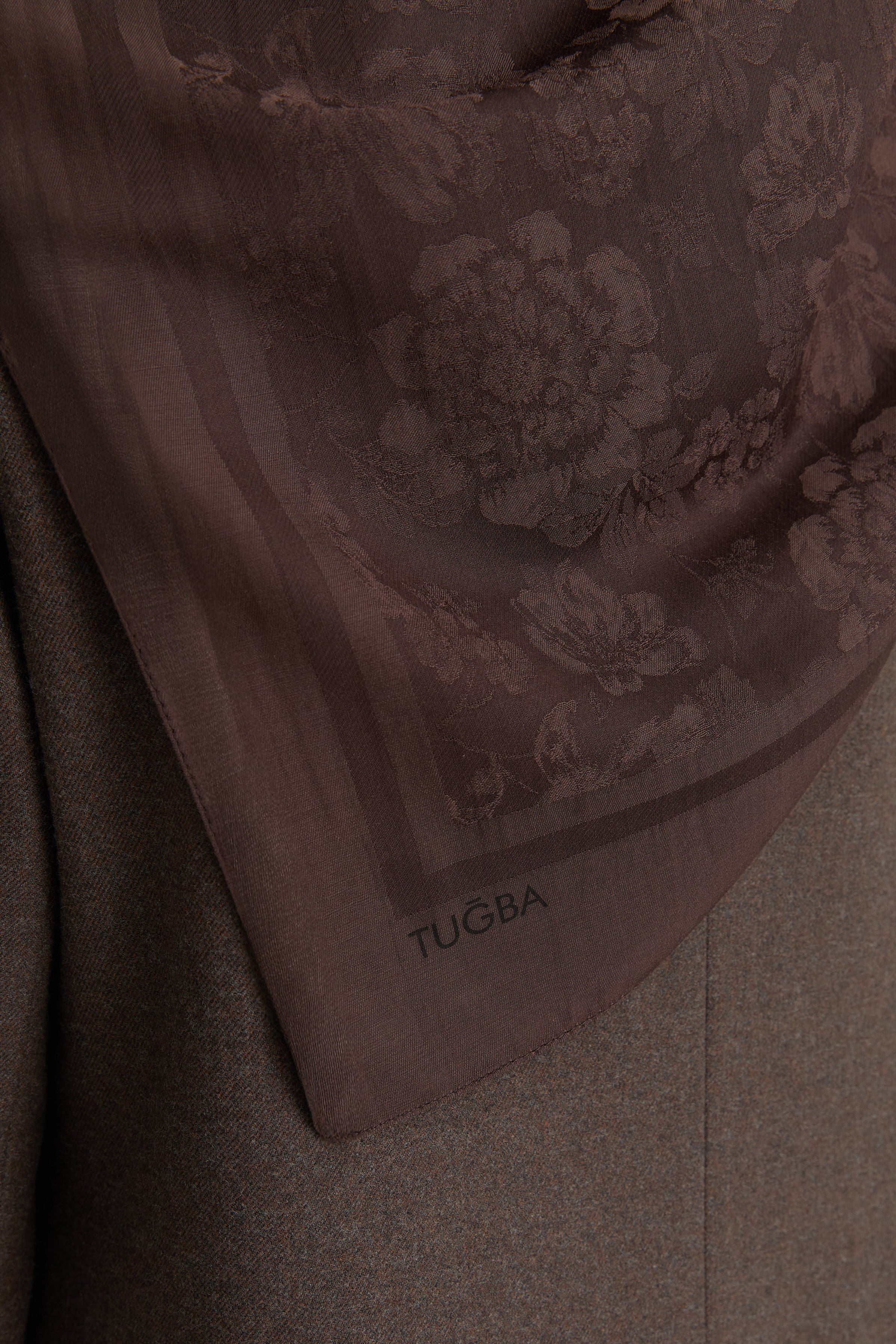 Roza Jakar Eşarp - Kahve TUGBA