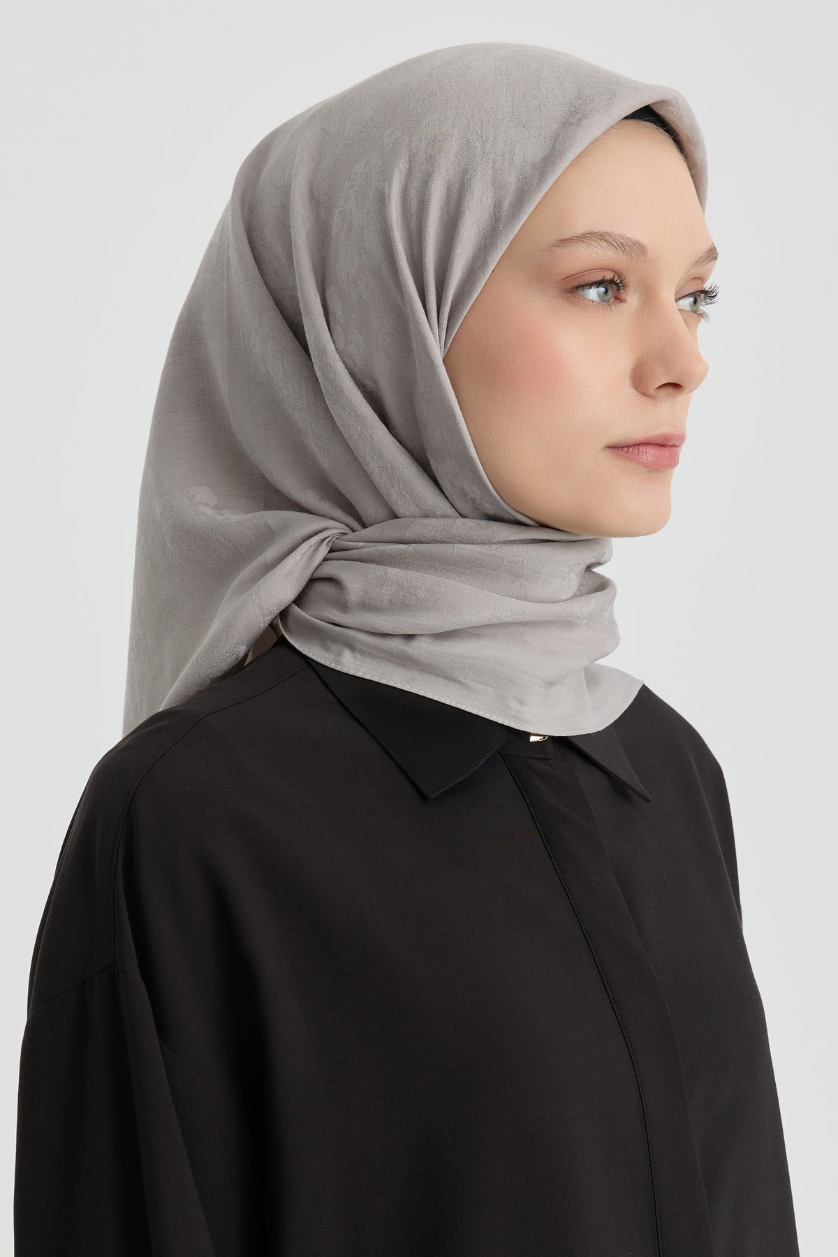 Roza Jakar Eşarp - Gri TUGBA