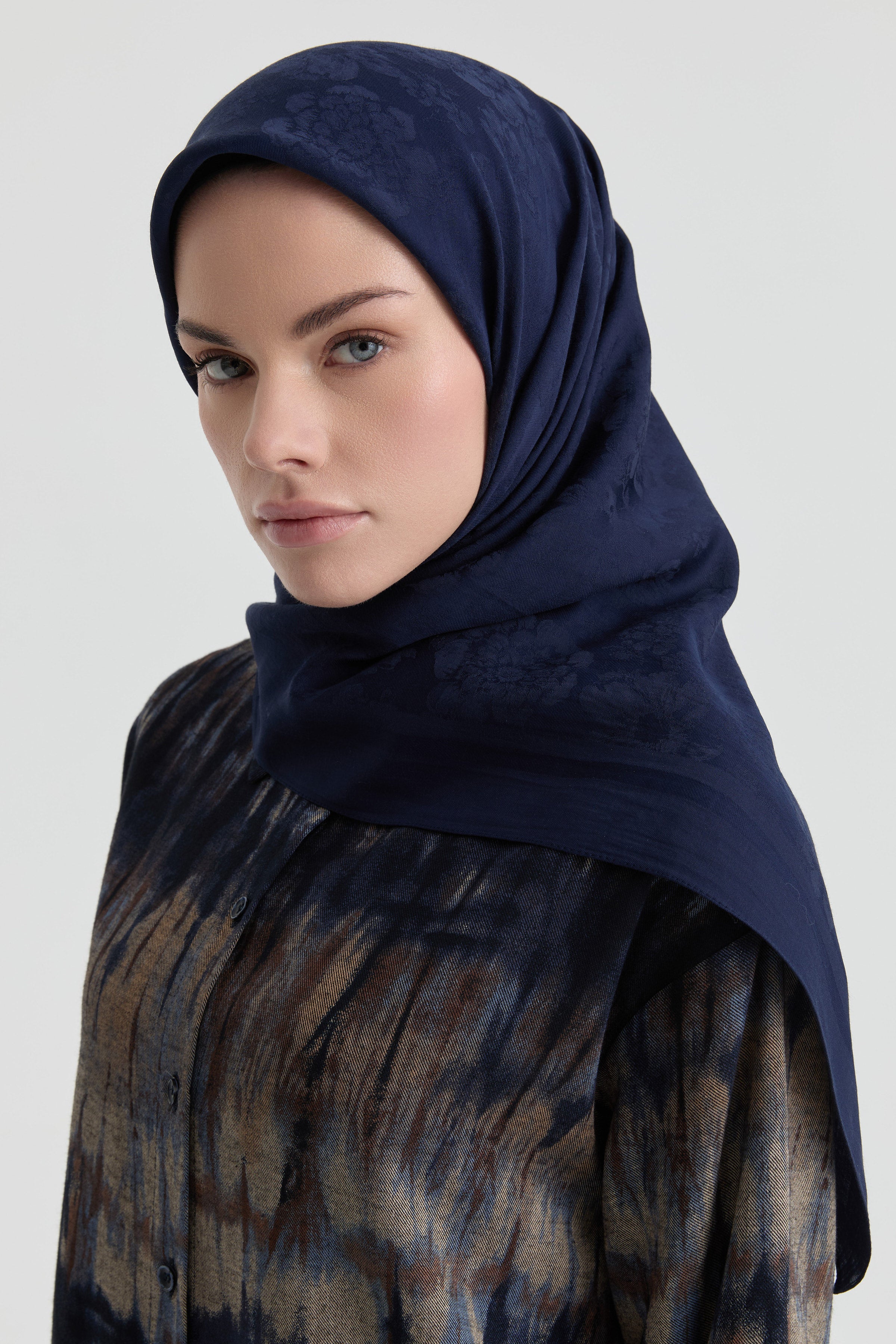 Roza Jakar Eşarp - Lacivert TUGBA