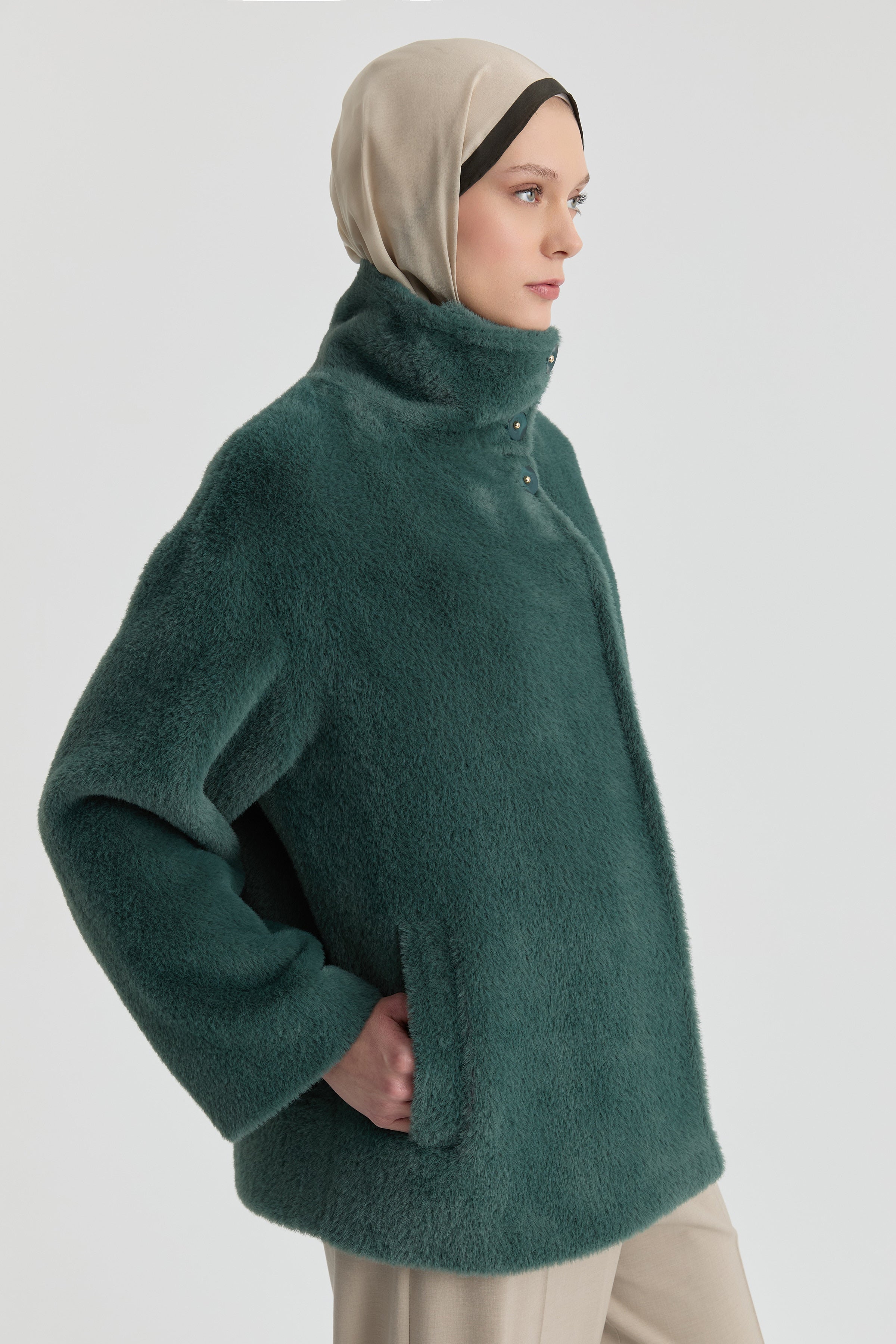 Dik Yakalı Mont - Zümrüt TUGBA