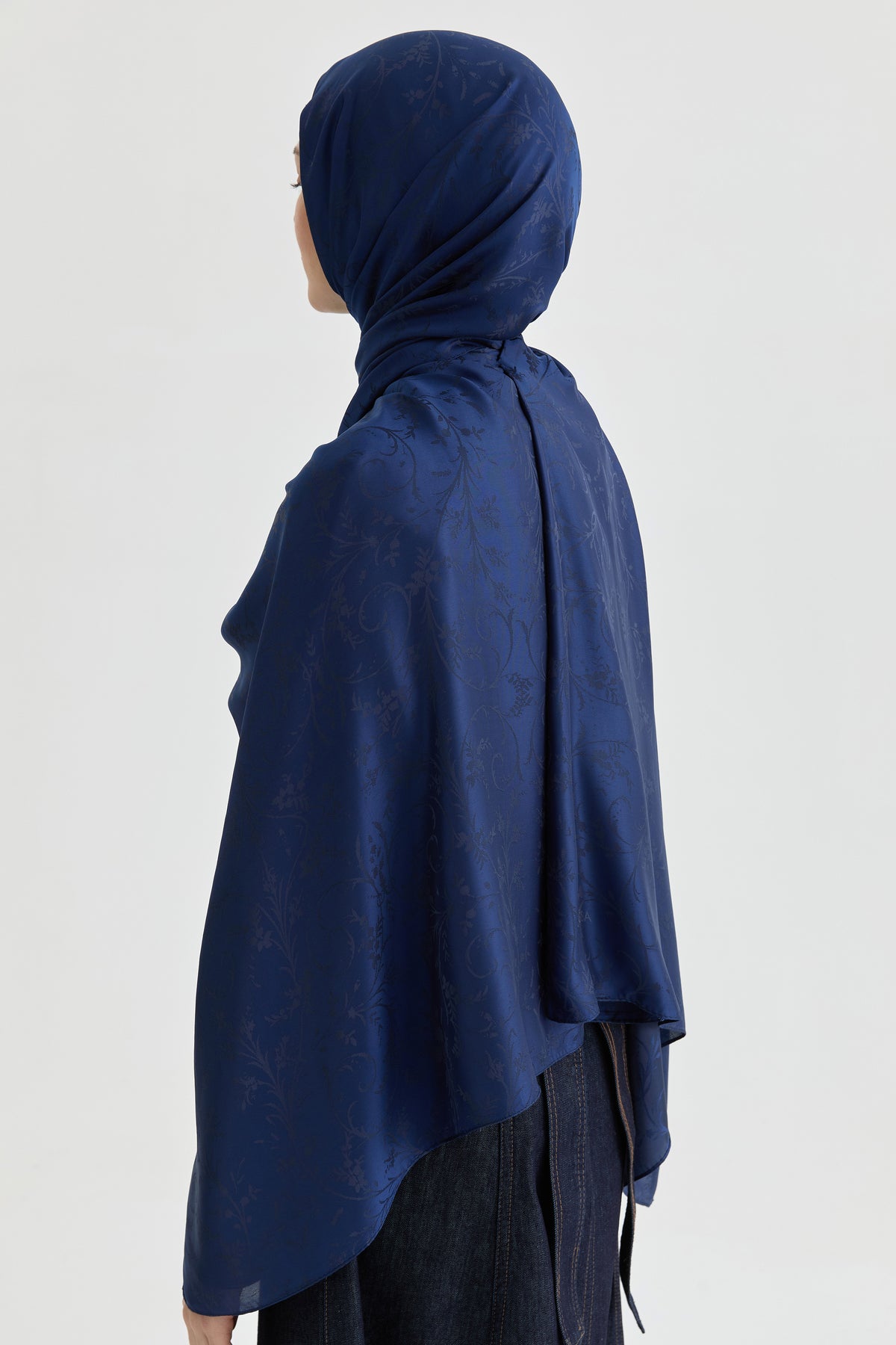 Elif Jakar Natural Şal - Lacivert TUGBA