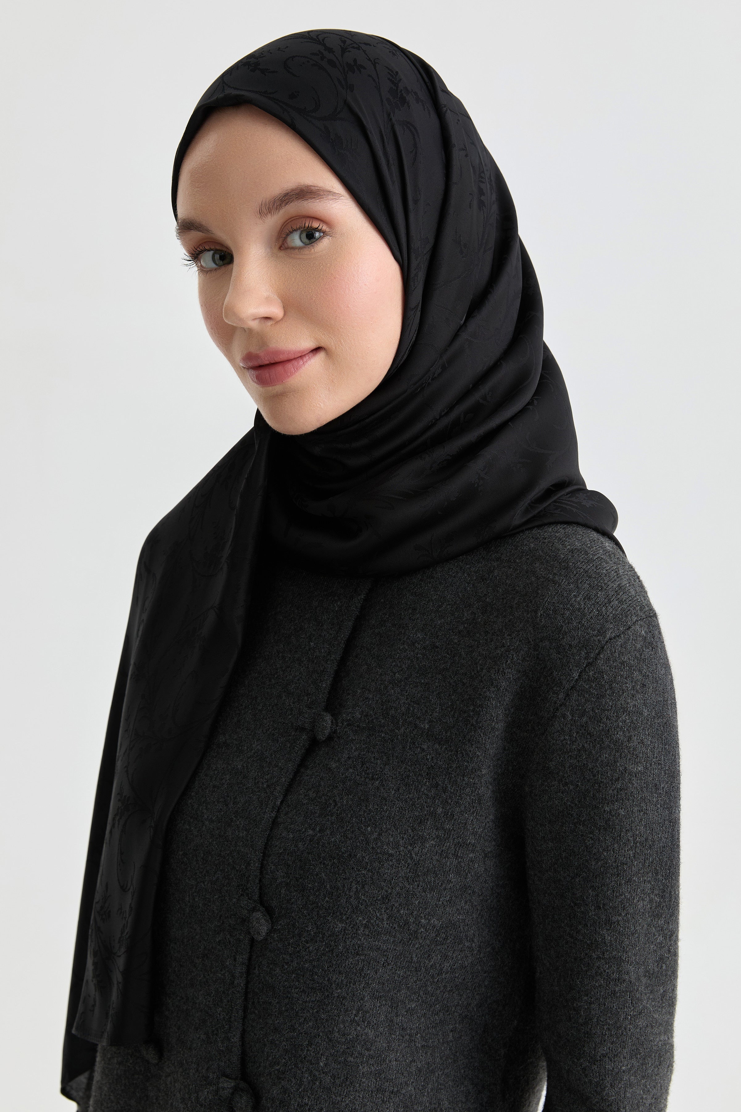 Elif Jakar Natural Şal - Siyah TUGBA