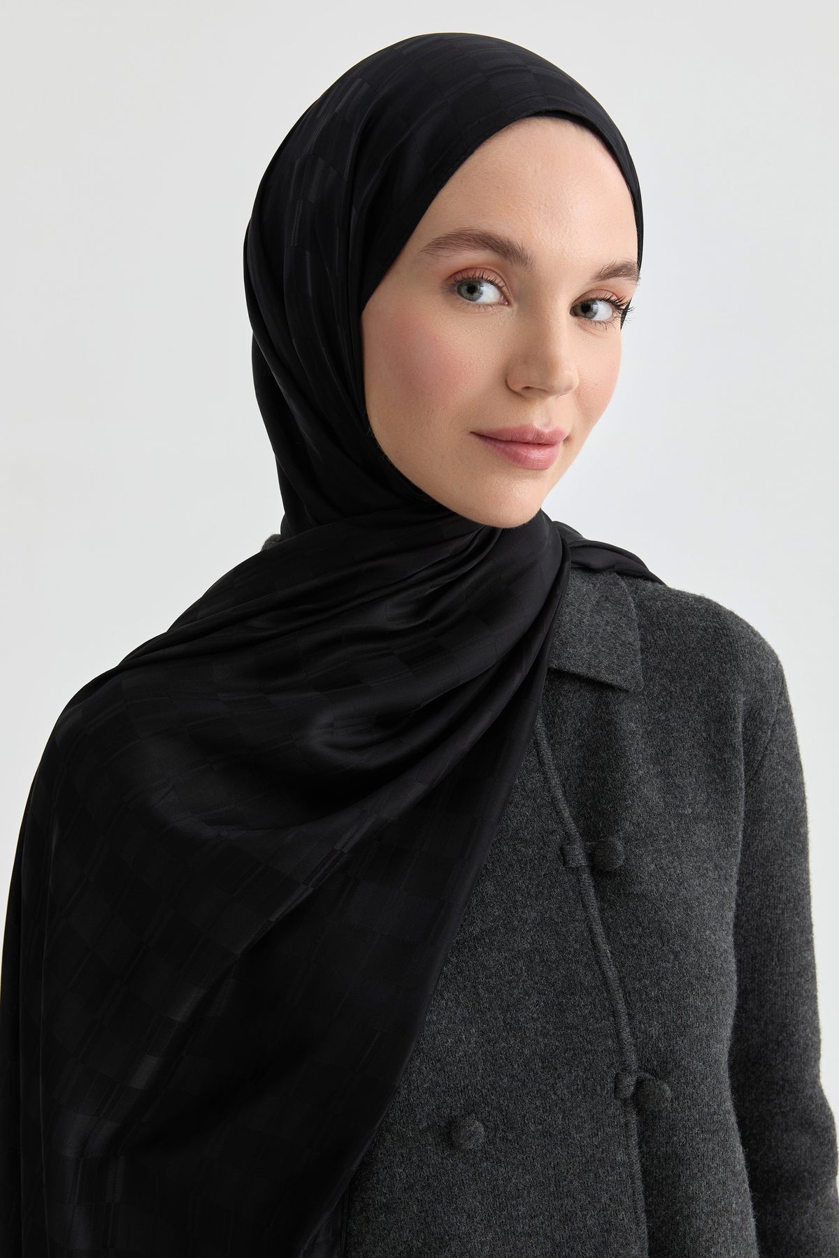 Erna Jakar Natural Şal - Siyah TUGBA