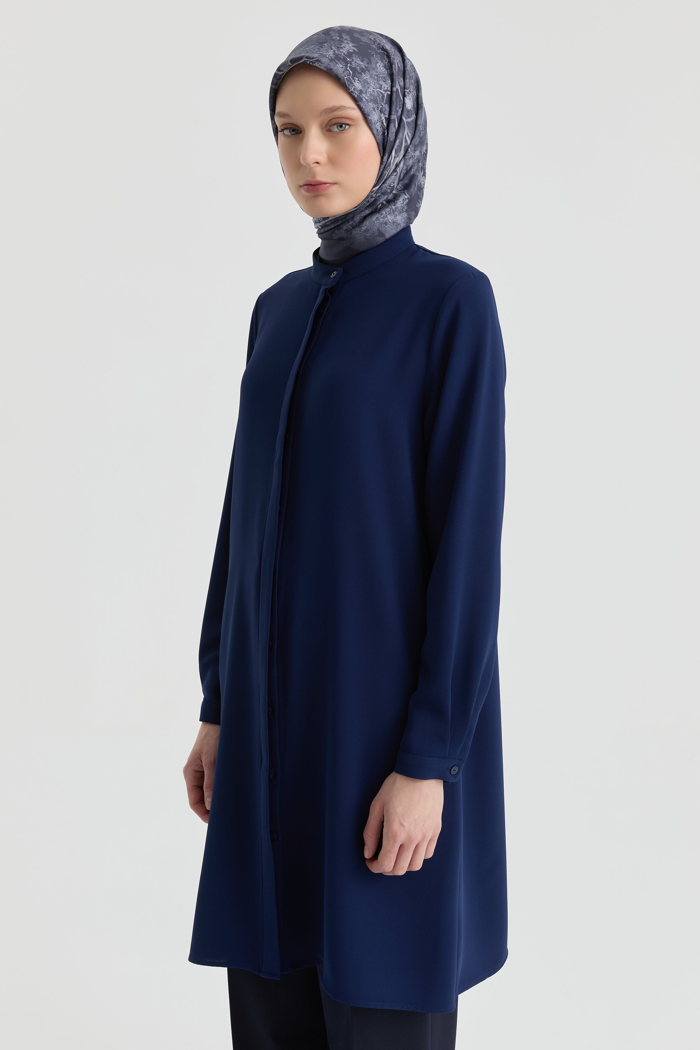 Hakim Yaka Gizli Patlı Tunik - Lacivert TUGBA