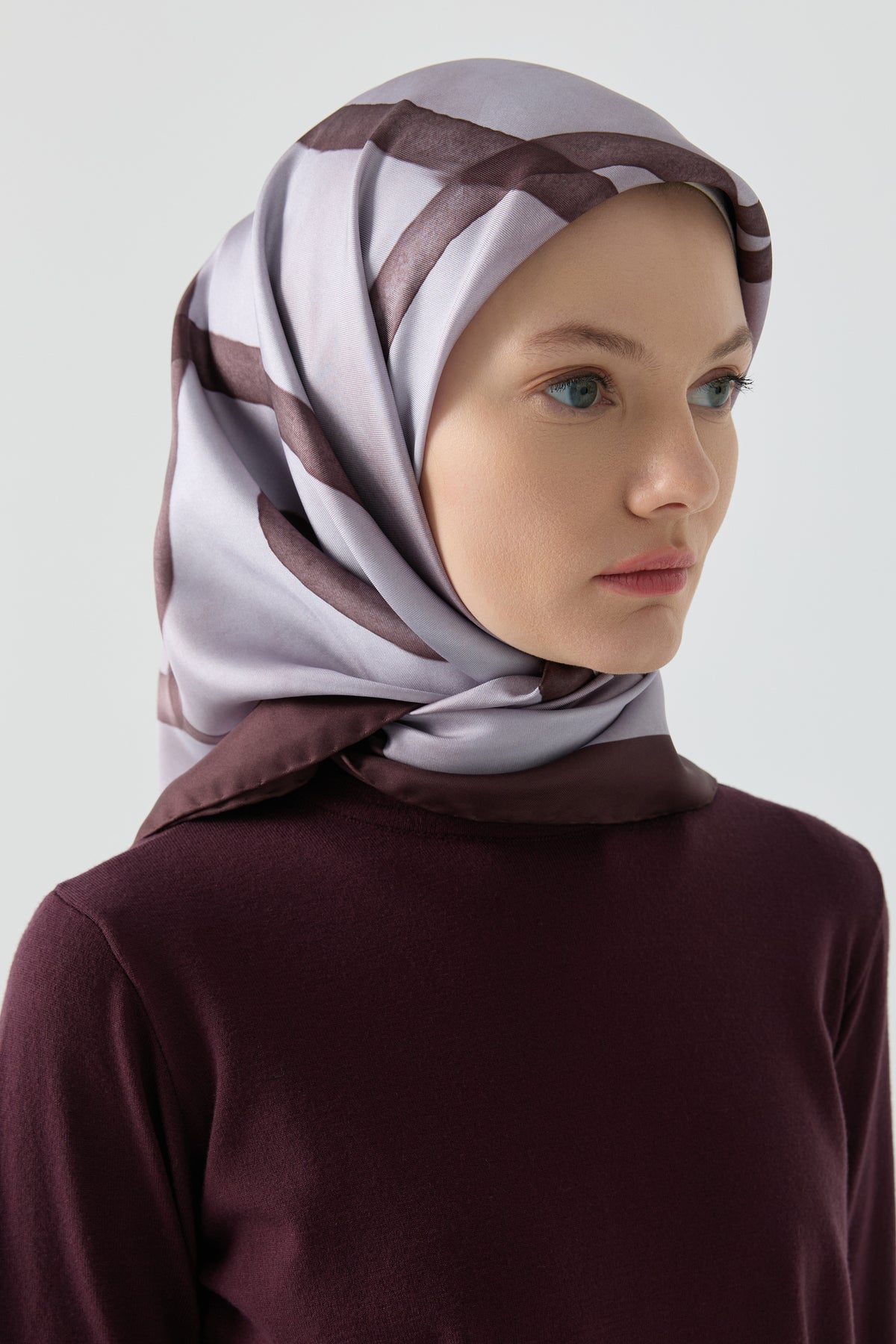 İnhina Twill İpek Eşarp - Mürdüm TUGBA