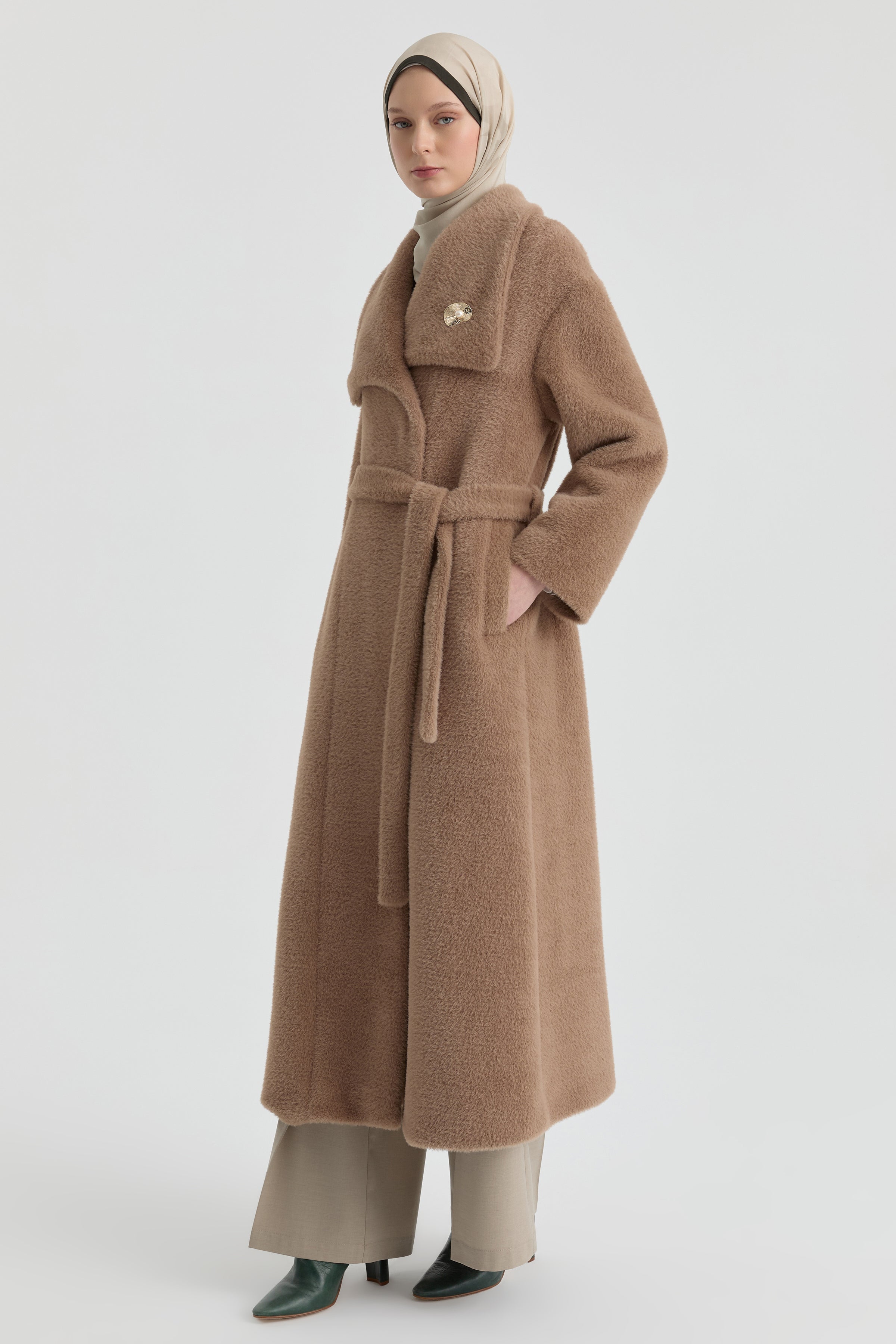 Kuşak Detaylı Manto - Vizon TUGBA