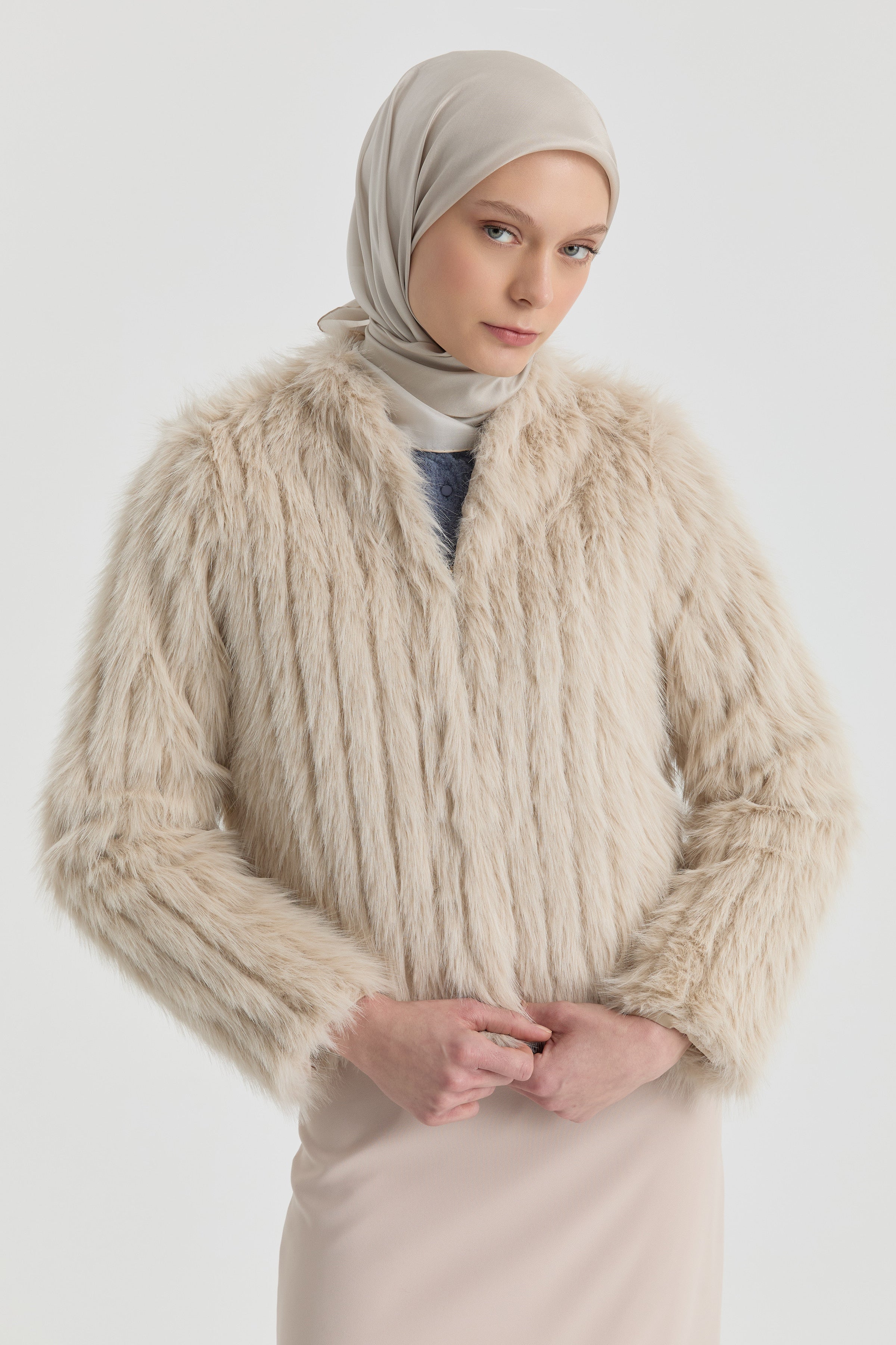 Kürk Mont - Taş TUGBA