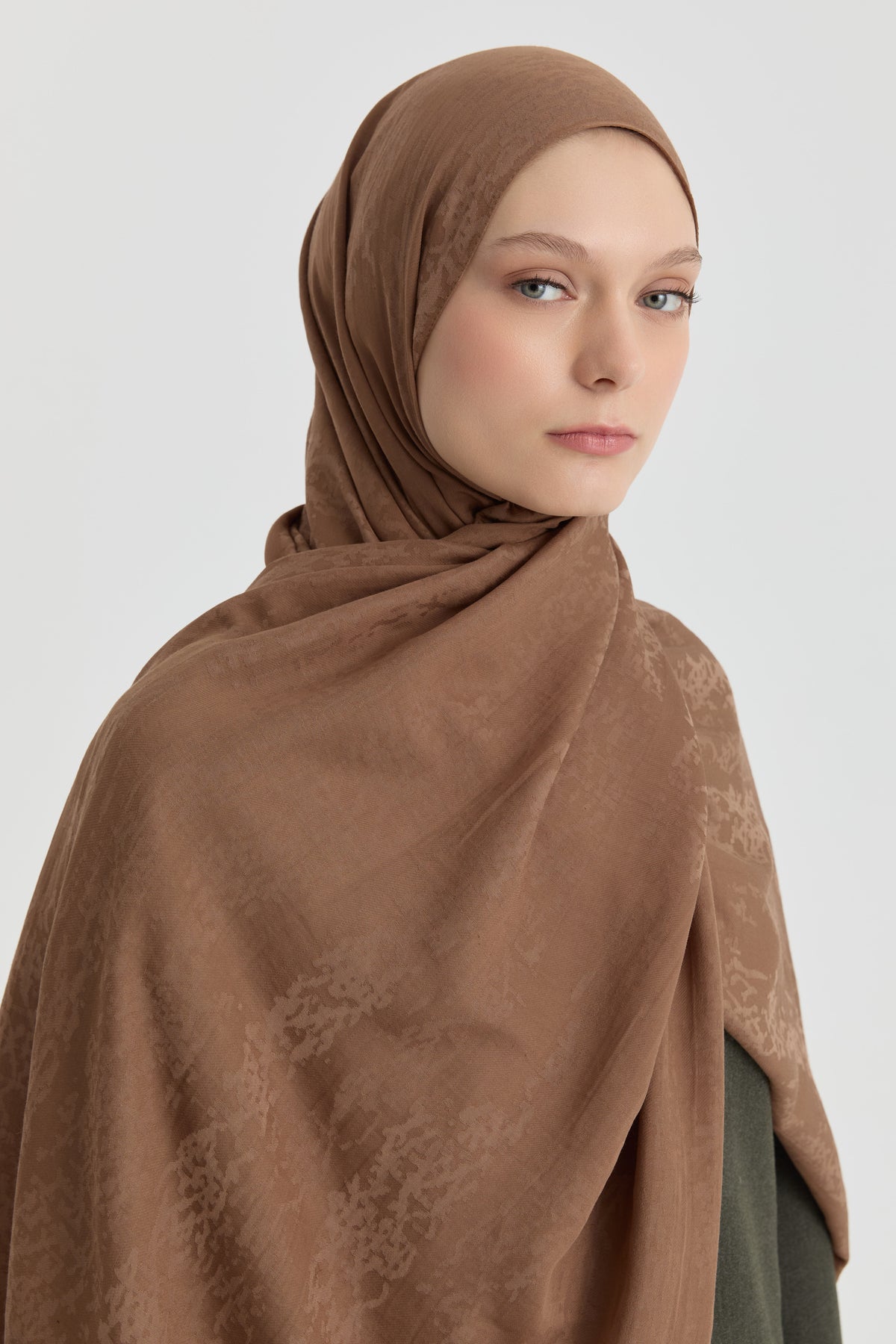 Chal Jacquard Efsun - Marrón Claro