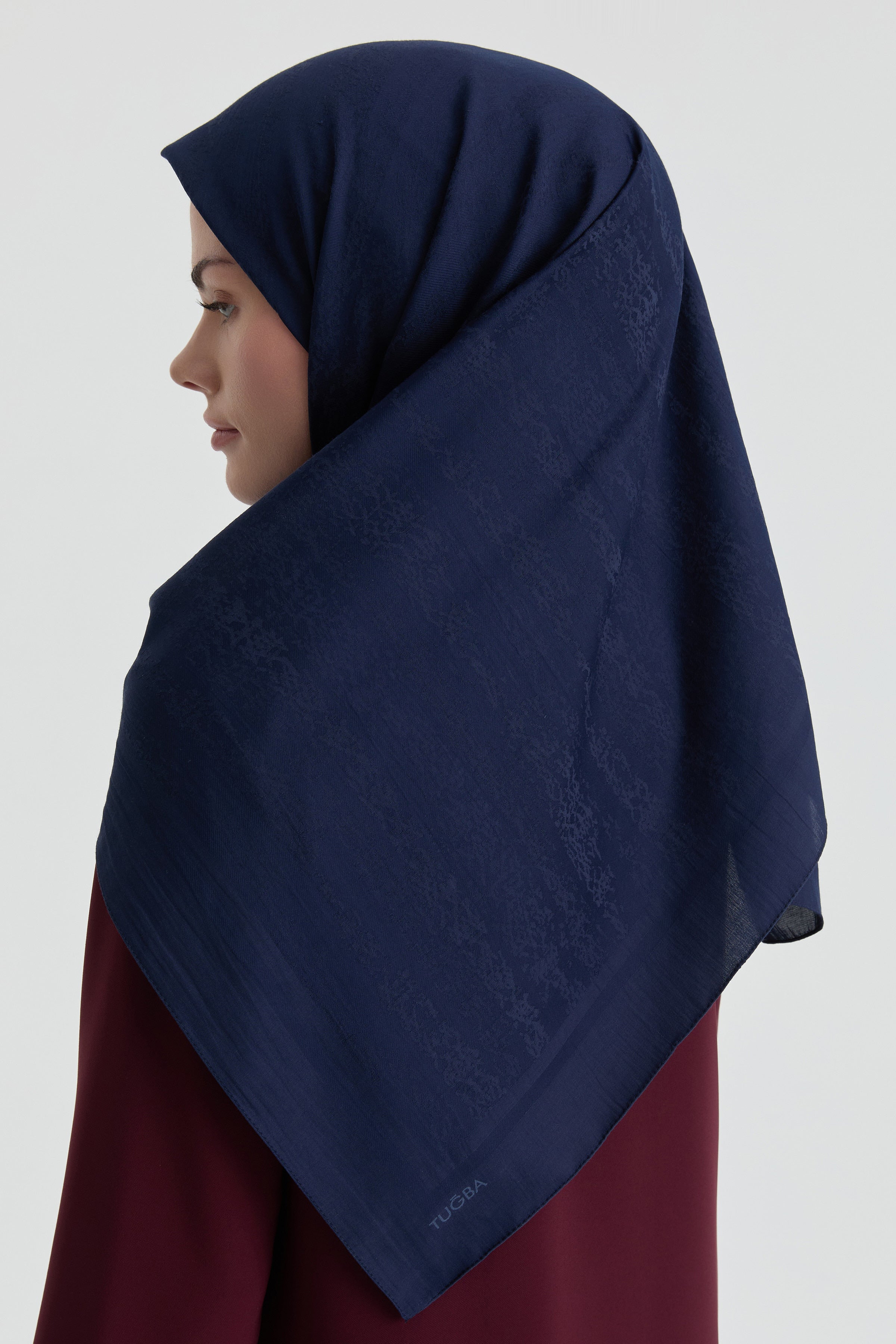 Efsun Jakar Eşarp - Lacivert TUGBA