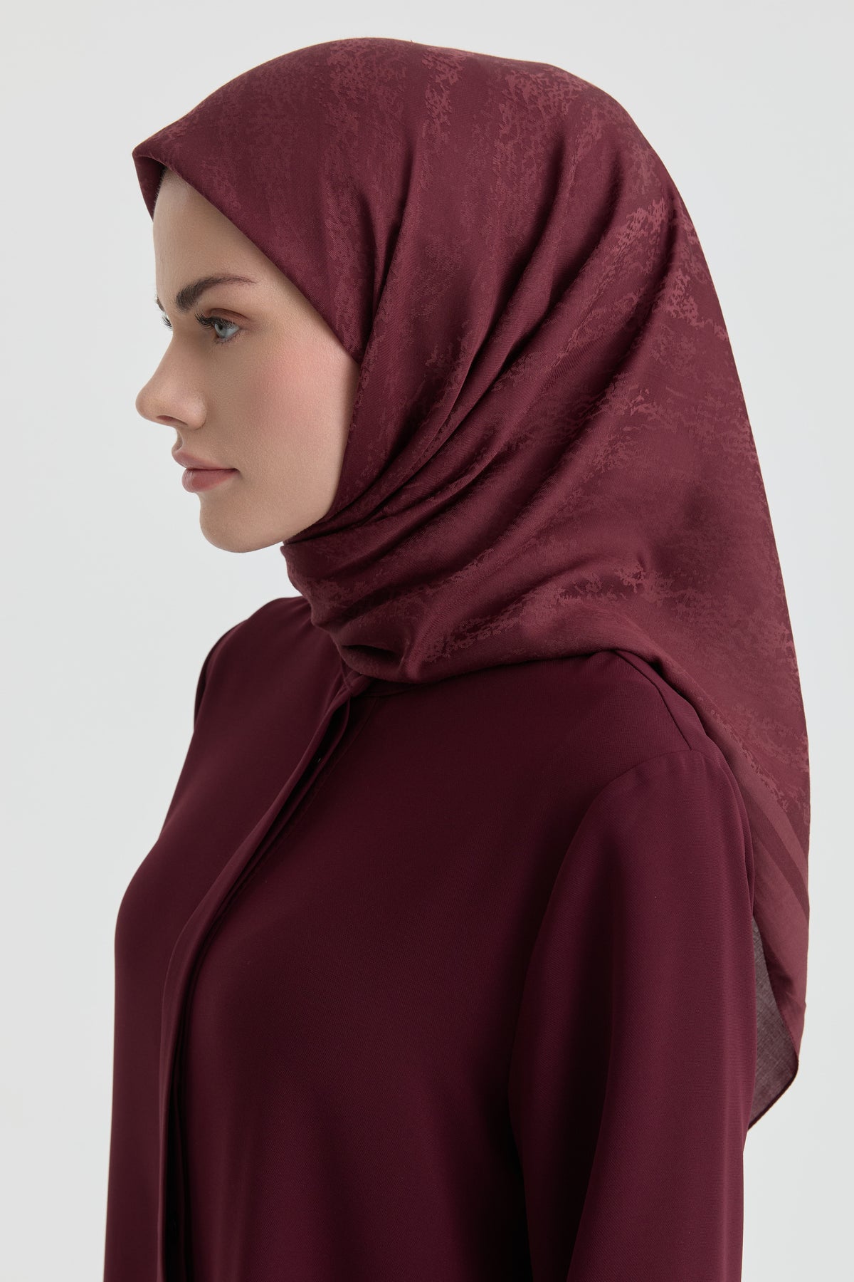 Efsun Jakar Eşarp - Bordo TUGBA