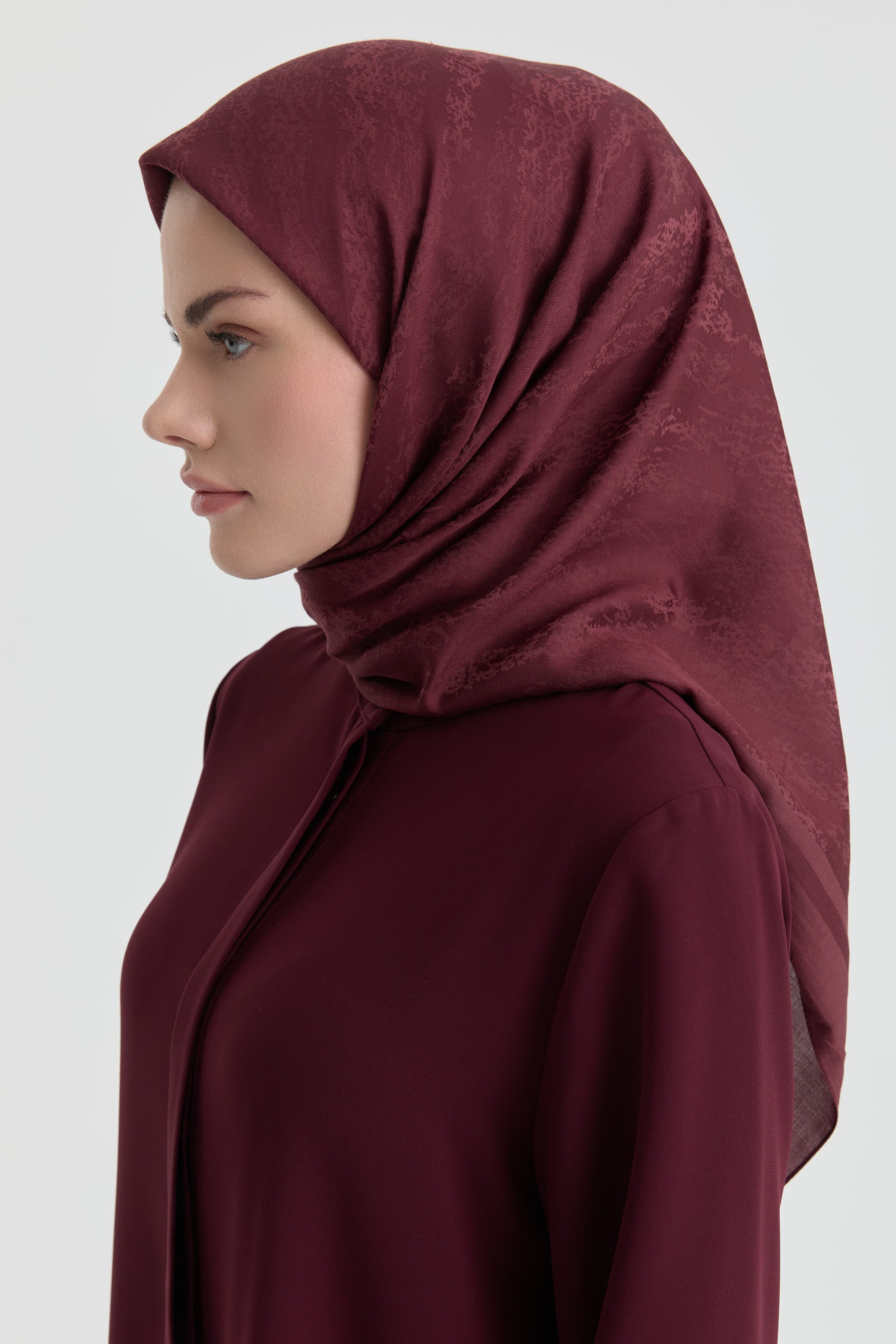 Efsun Jakar Eşarp - Bordo TUGBA