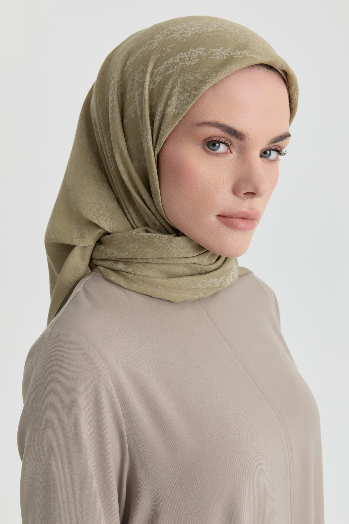 Efsun Jakar Eşarp - Çağla TUGBA