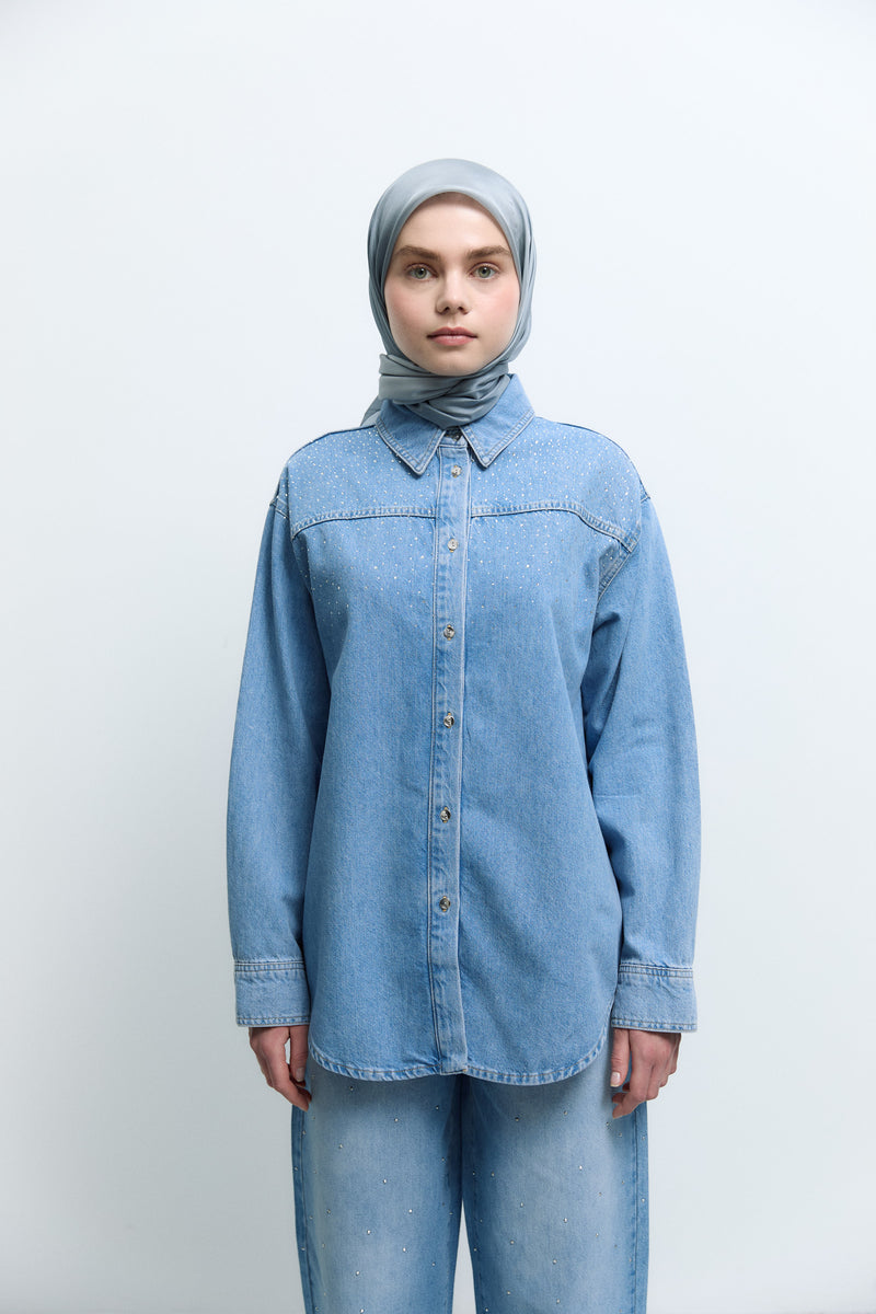 Ön Omzu Taş Detaylı Denim Ceket - Mavi TUĞBA