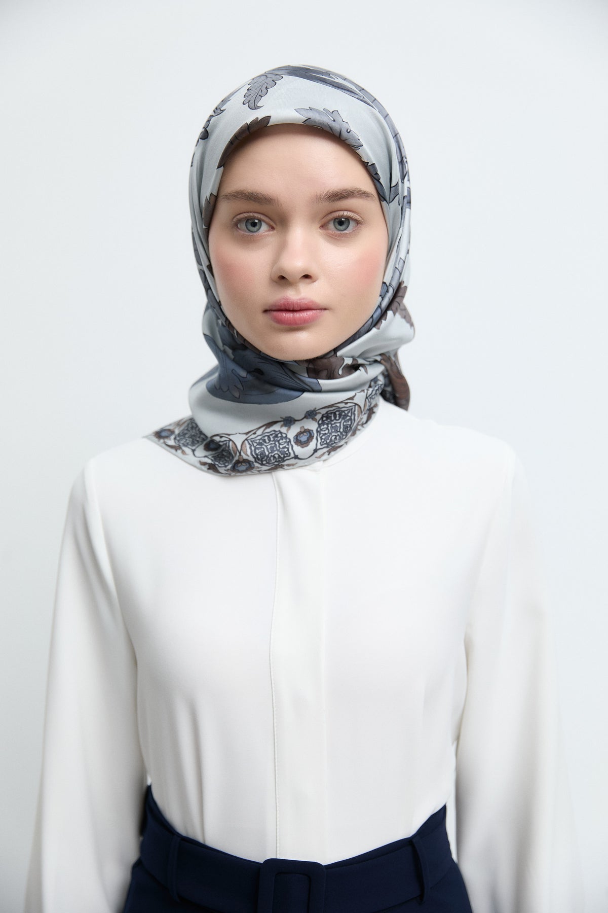 Taharri %100 Twill İpek Eşarp - Açık Mavi