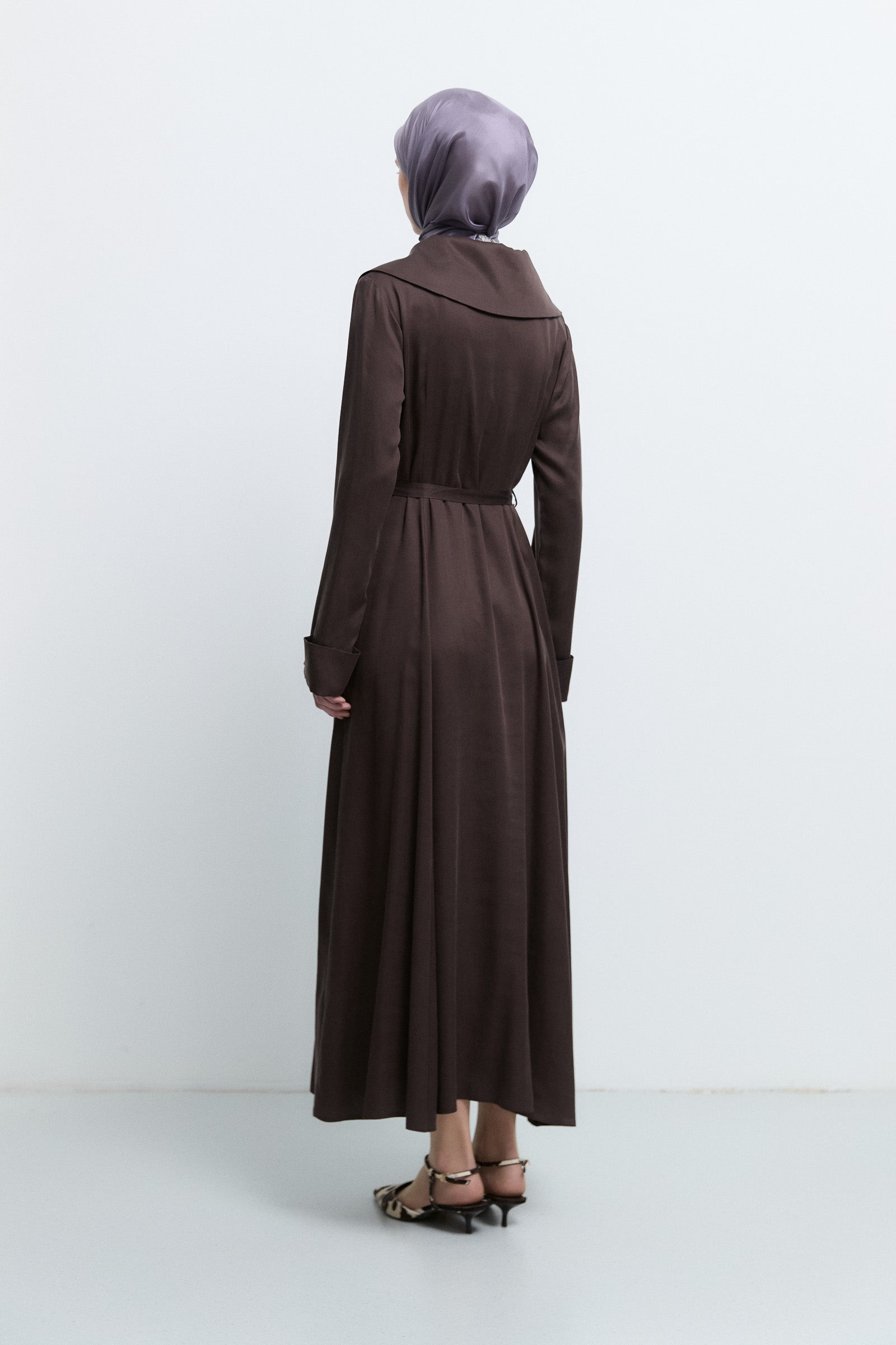 100% Lyocell Asymmetric Collar Dress - Coffee – TUĞBA
