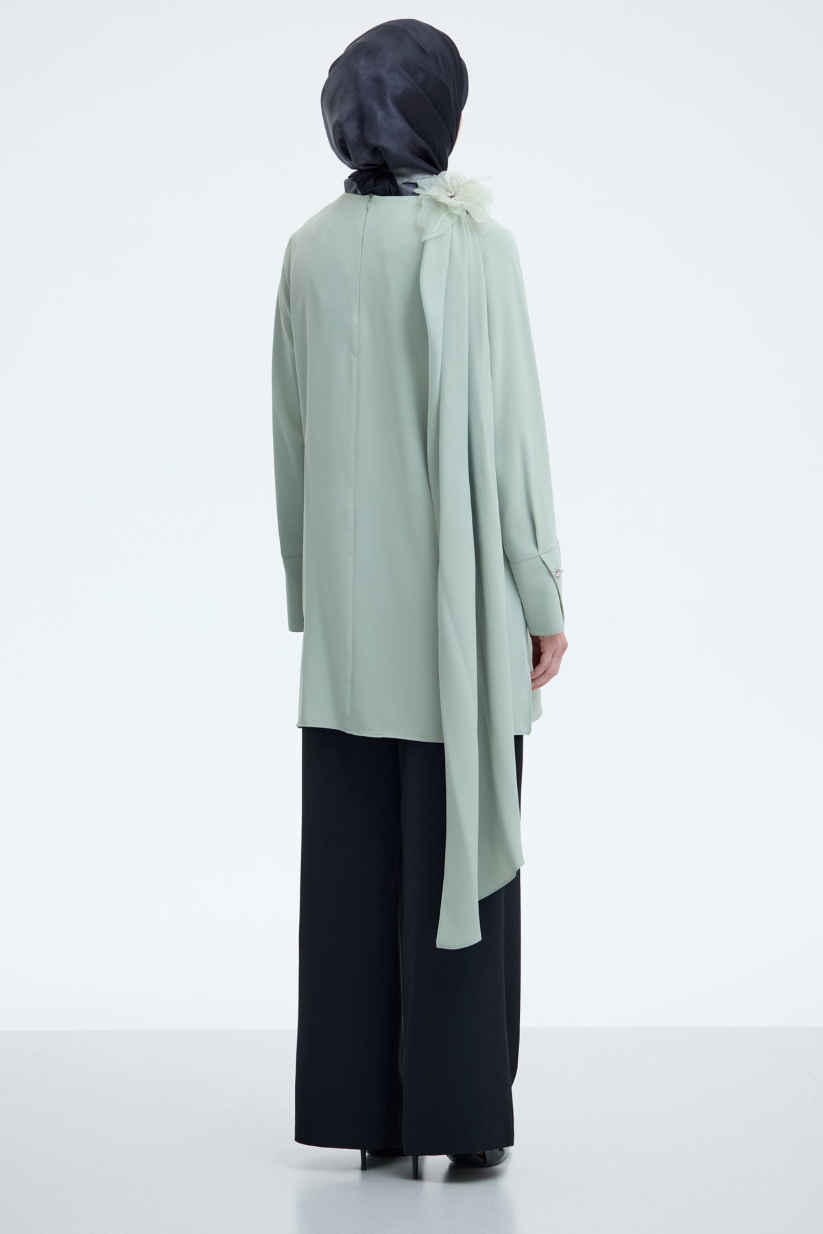 Şal Detaylı Broşlu Tunik - Mint TUĞBA