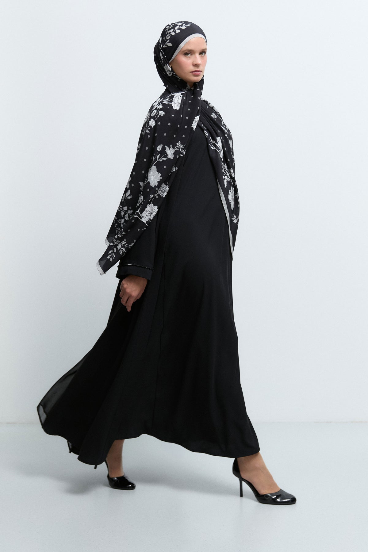 Asimetrik Kesim Kaftan Takım - Siyah TUĞBA