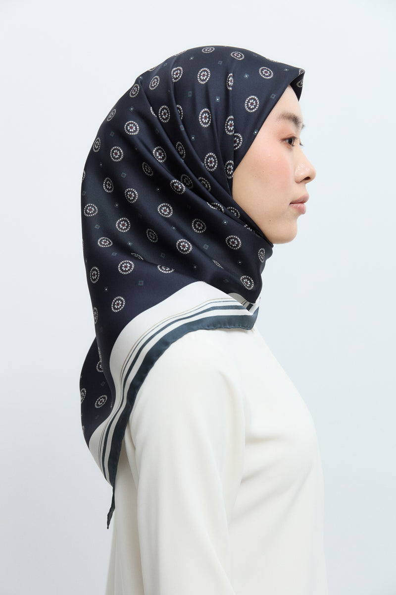 Lina %100 Twill İpek Eşarp - Lacivert TUĞBA