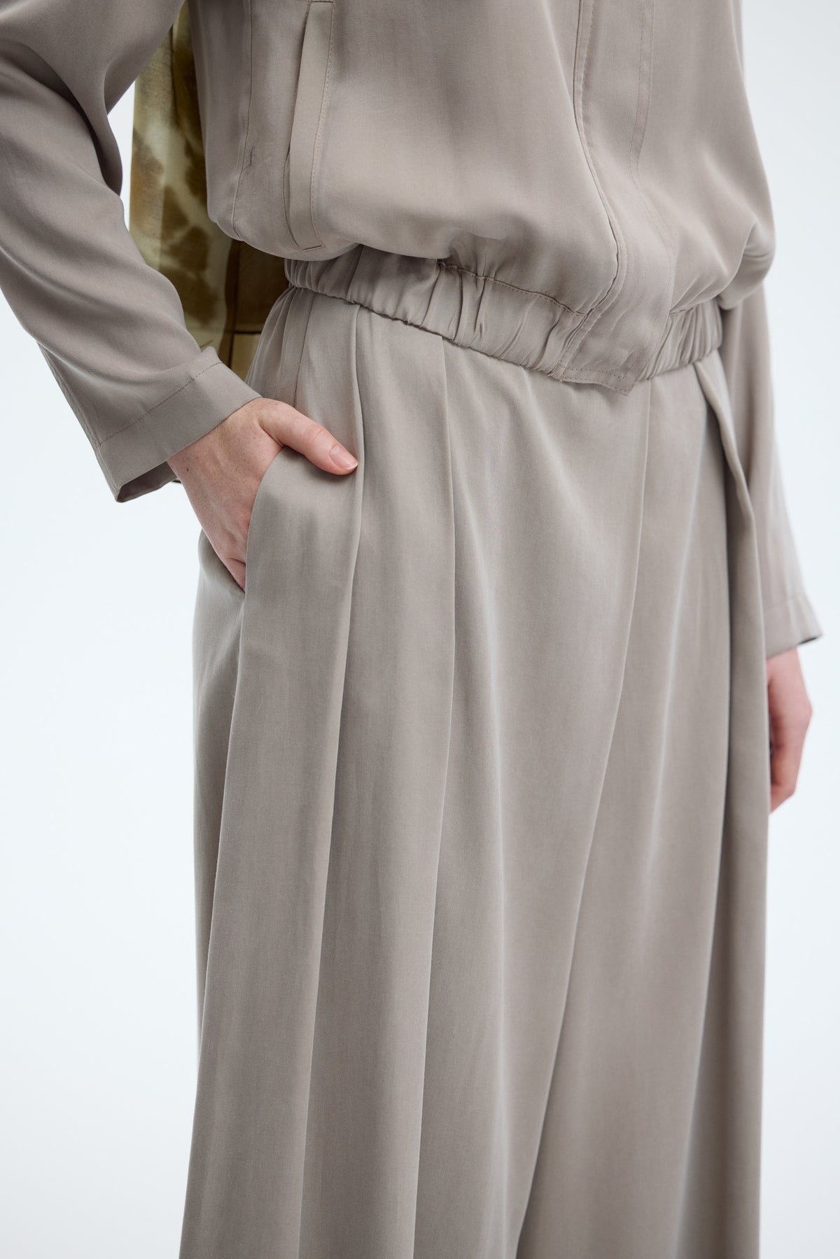 100% Lyocell Harem Pants - Mink