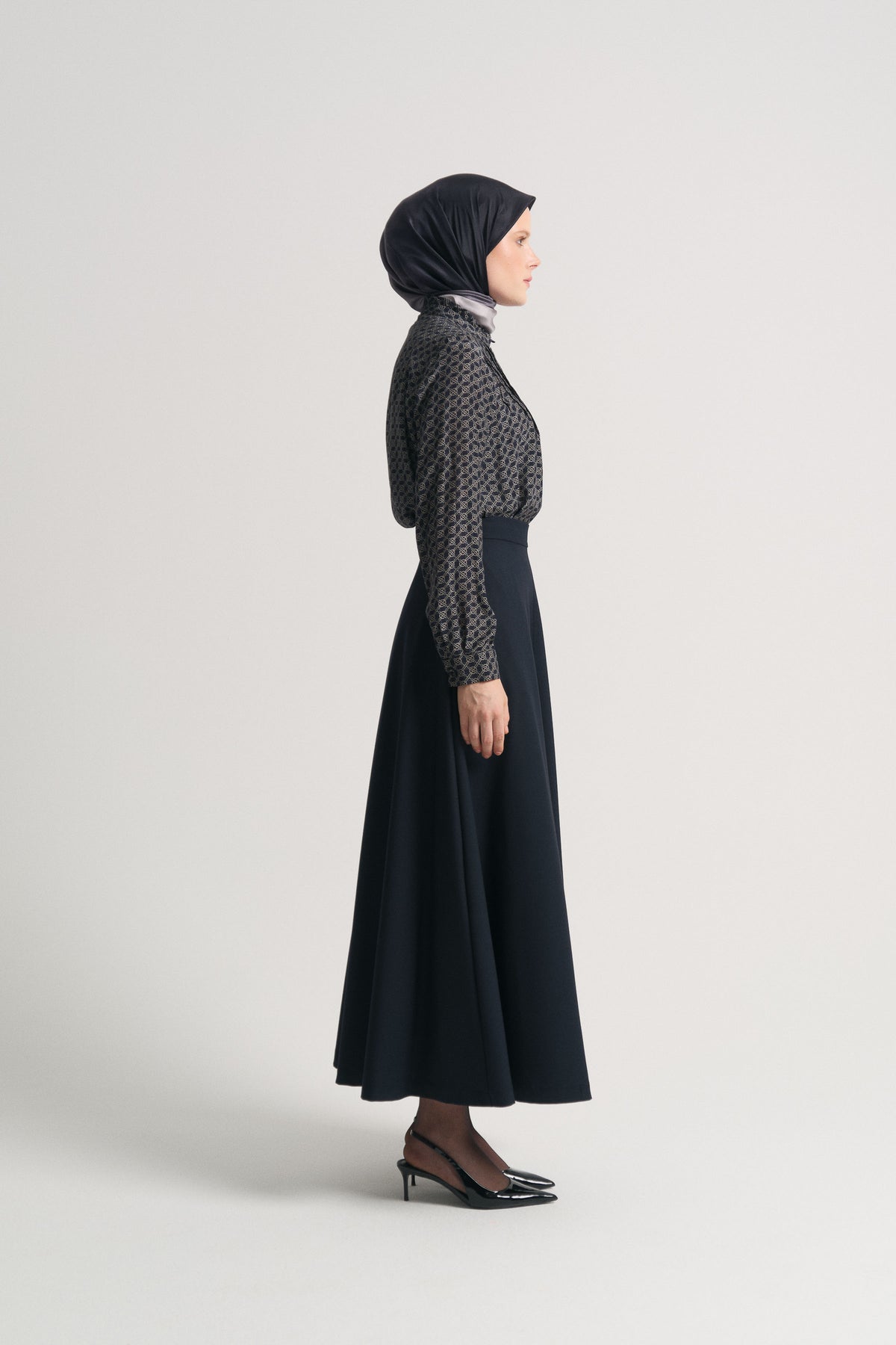 Flounce Comfort Skirt - Navy Blue