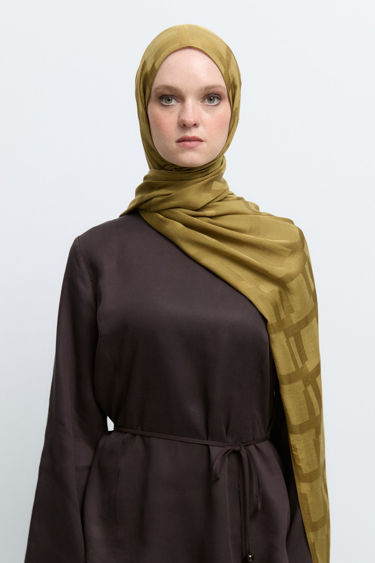 Monogram Floş Viskon Karışım Jakarlı Natural Şal - Olive