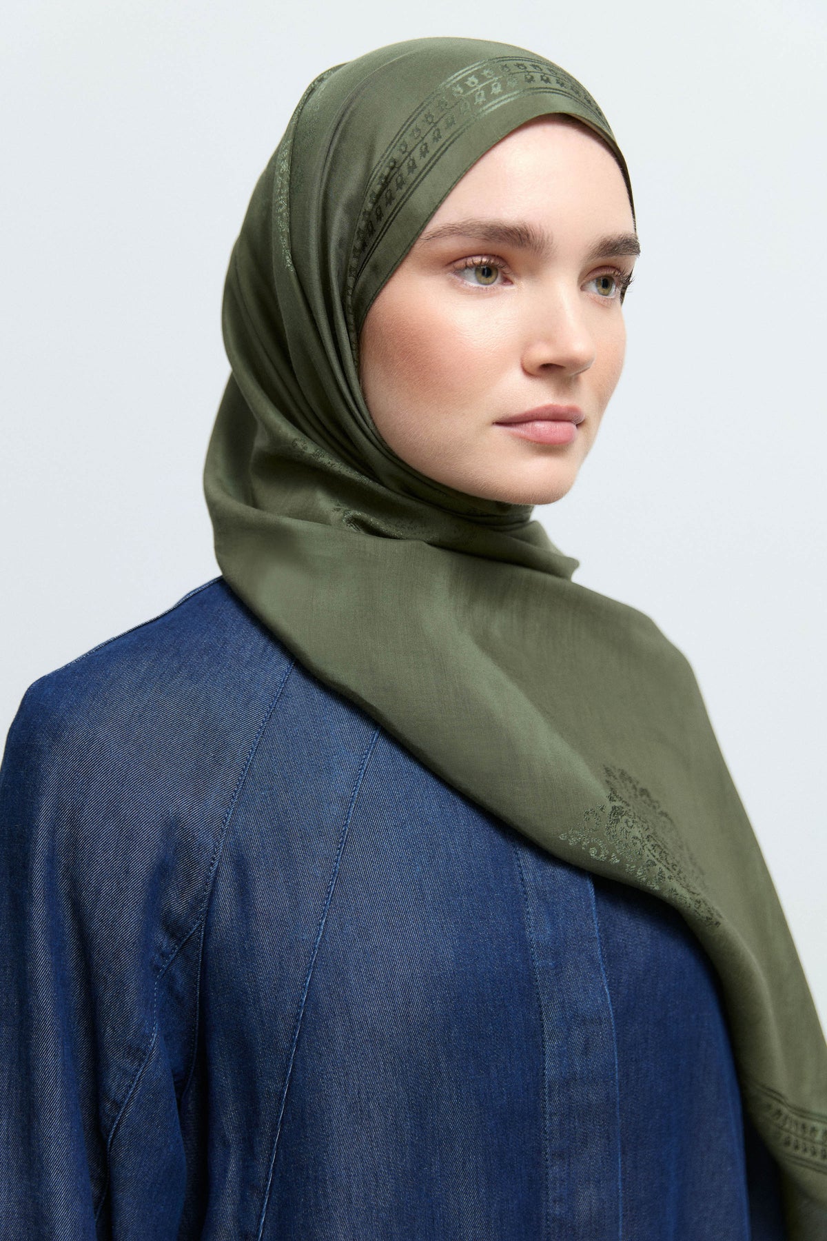 Füruzan Viskon Karışım Jakarlı Natural Şal - Haki TUĞBA