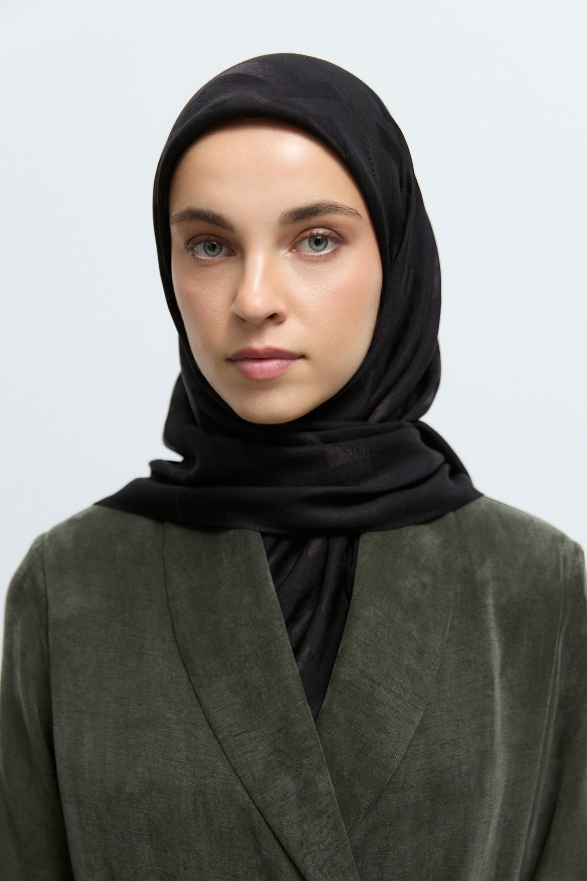 Monogram Lyocell Karışım Jakarlı Natural Eşarp - Siyah TUĞBA