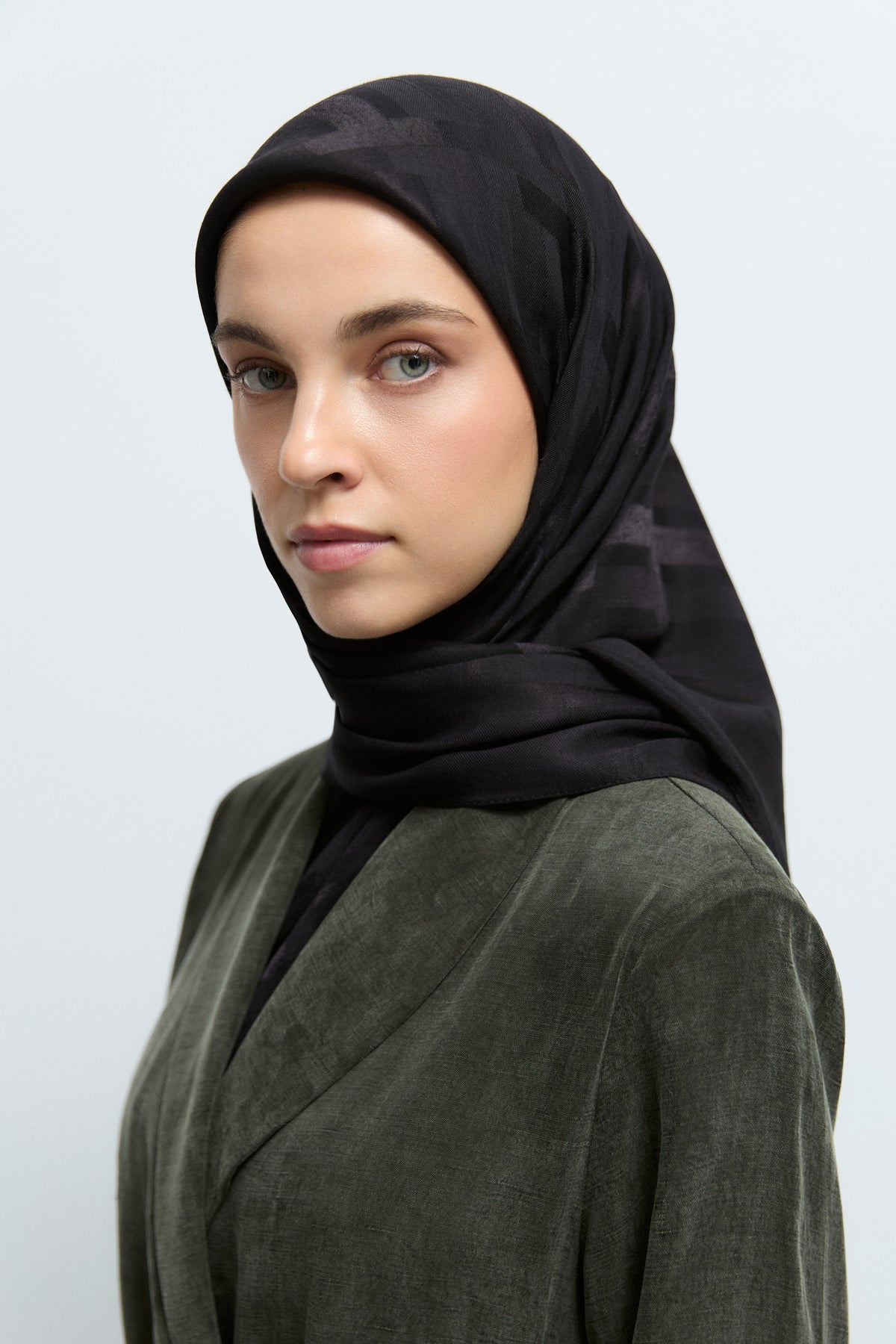 Monogram Lyocell Karışım Jakarlı Natural Eşarp - Siyah TUĞBA