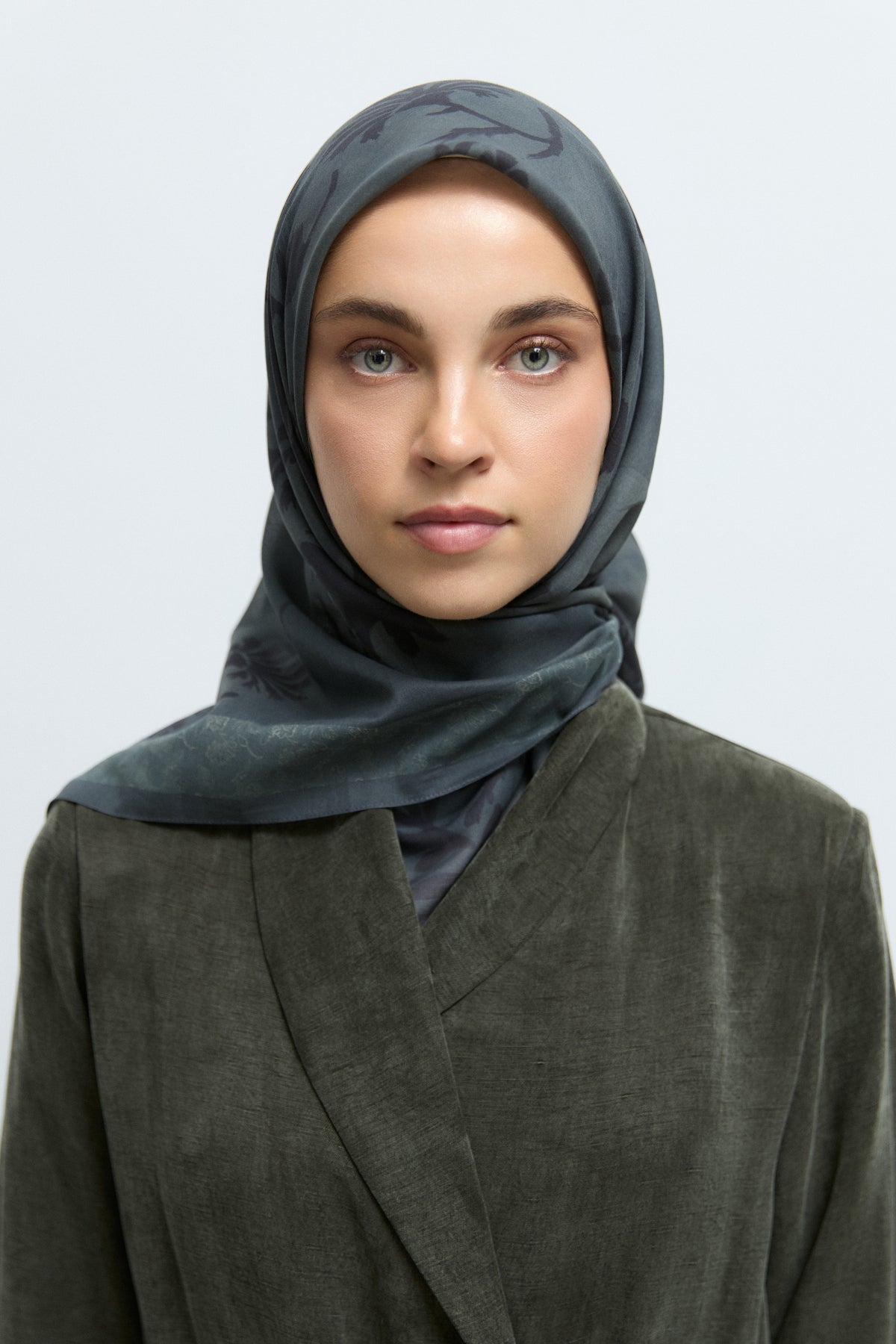 Gülnuş %100 Pamuk Natural Eşarp - Zümrüt
