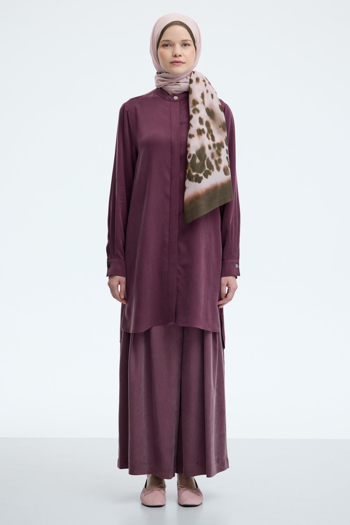 %100 Lyocell Hakim Yaka Tunik - Mürdüm TUĞBA