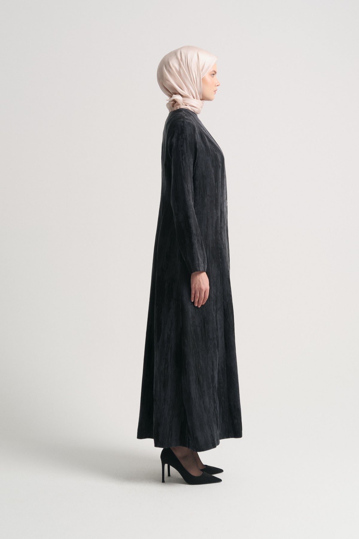Lyocell Karışım Tek Düğmeli Abaya - Siyah