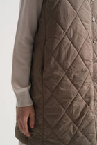 Diamond Pattern Hooded Vest - Mink