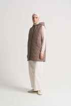 Diamond Pattern Hooded Vest - Mink