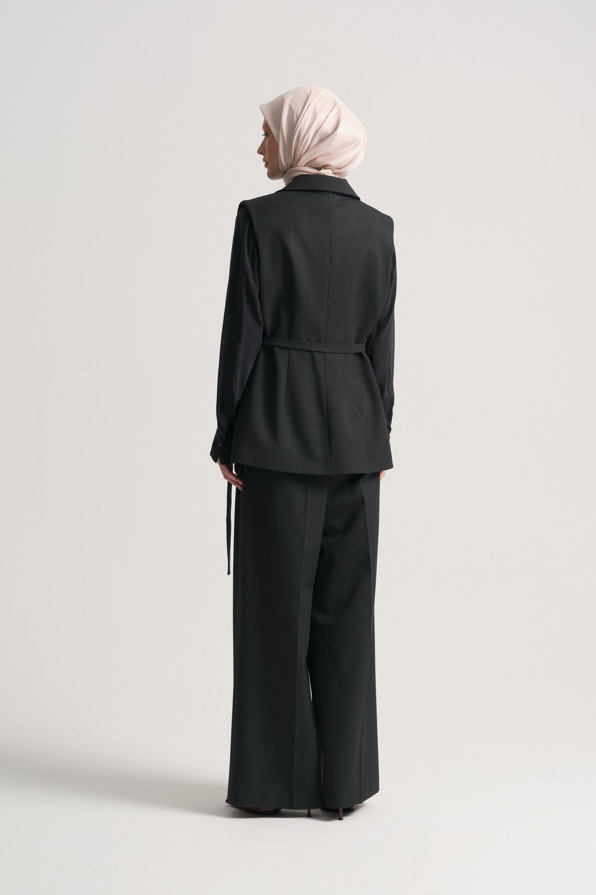 Wide-Leg Trousers with Belt Detail - Anthracite