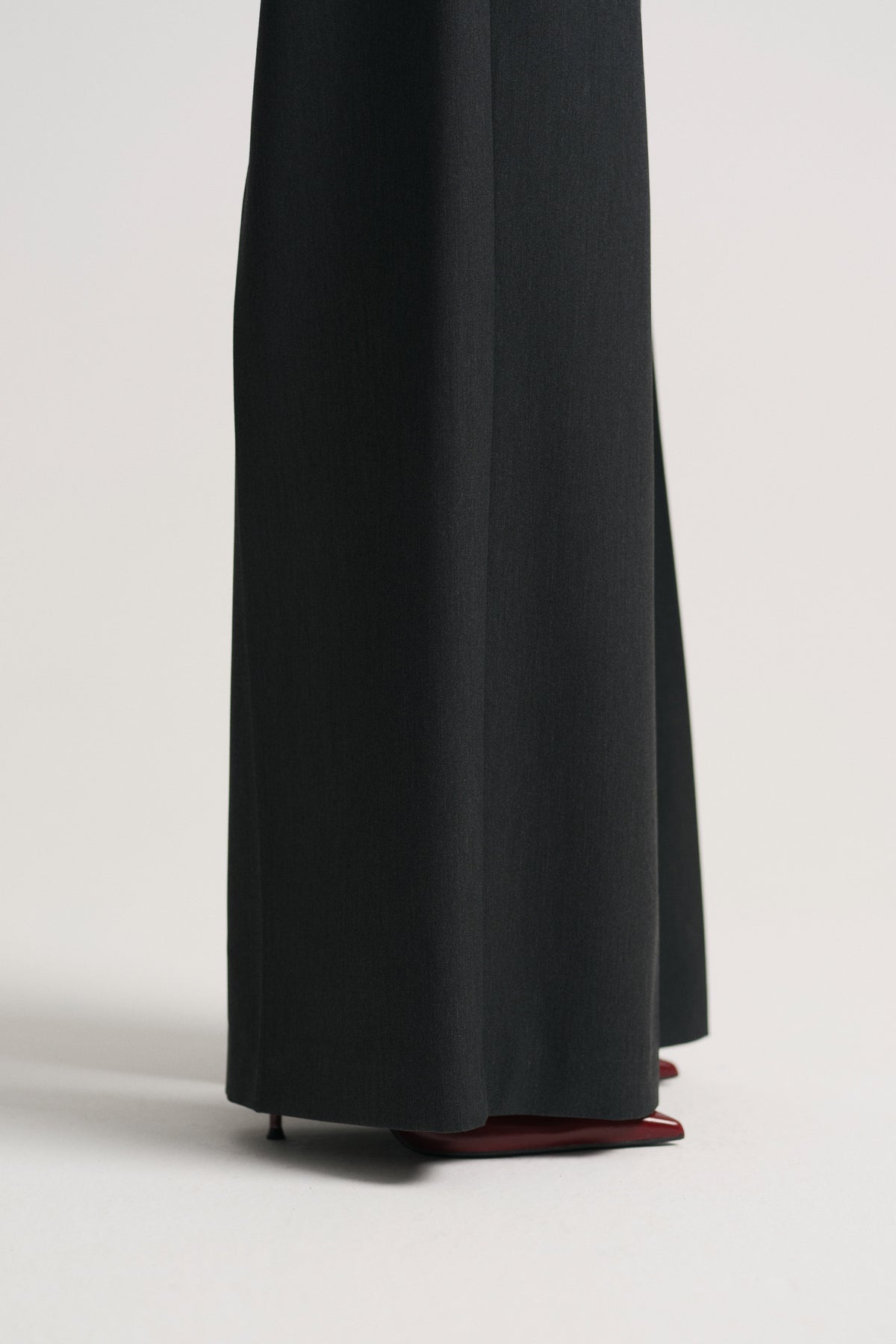 Wide-Leg Trousers with Belt Detail - Anthracite