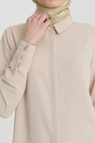 Gizli Patlı Basic Gömlek - Bej TUGBA