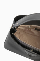 Tek Askılı Üçgen Çanta - Siyah TUGBA