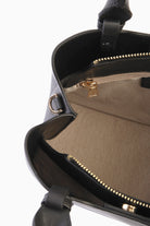 Askısı Desenli Kol Çantası - Siyah TUGBA