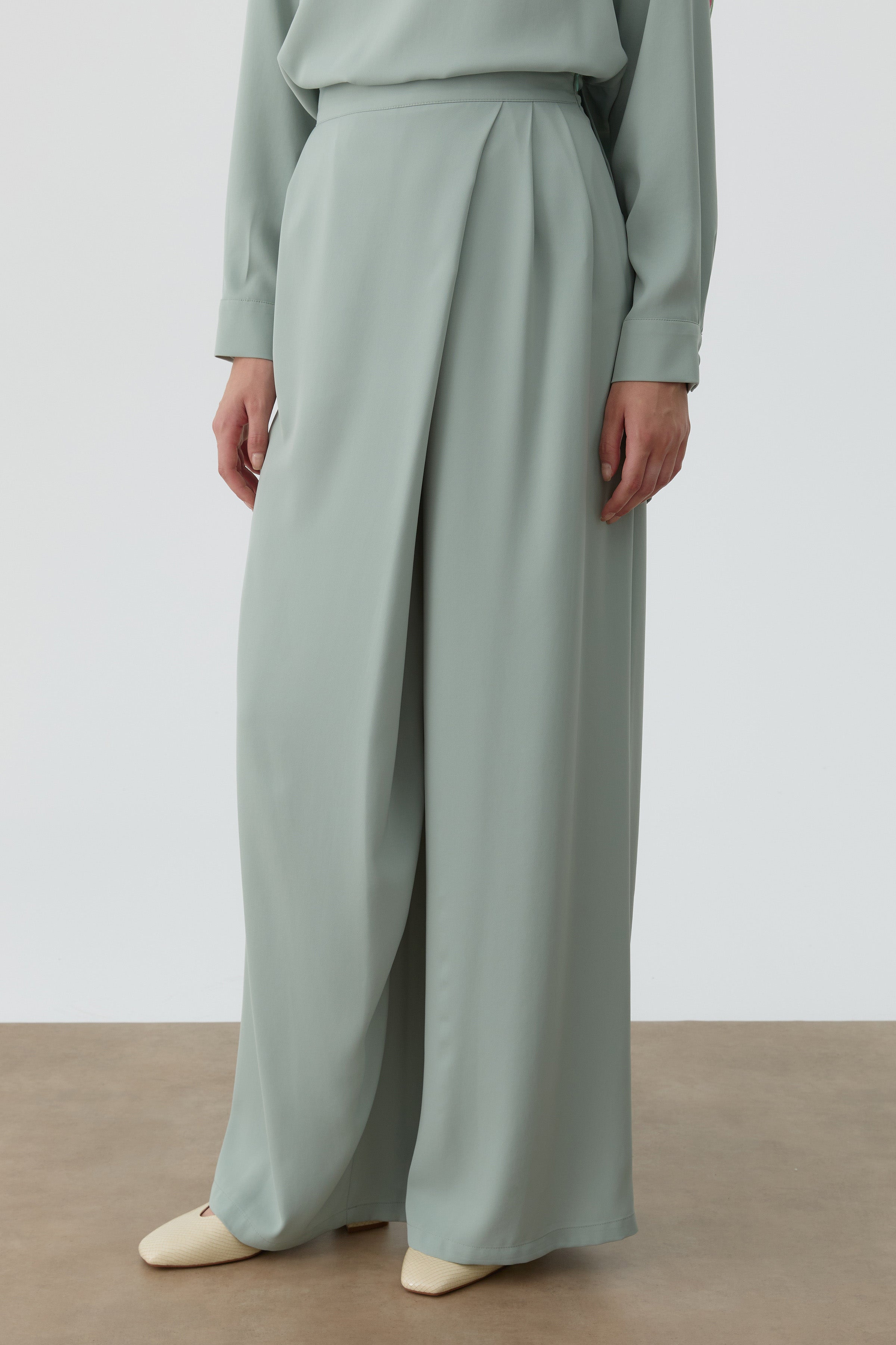 Wrap Pleated Trousers - Mint – TUĞBA