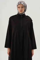 Asimetrik Kesim Düşük Kol Yağmurluk - Siyah TUGBA