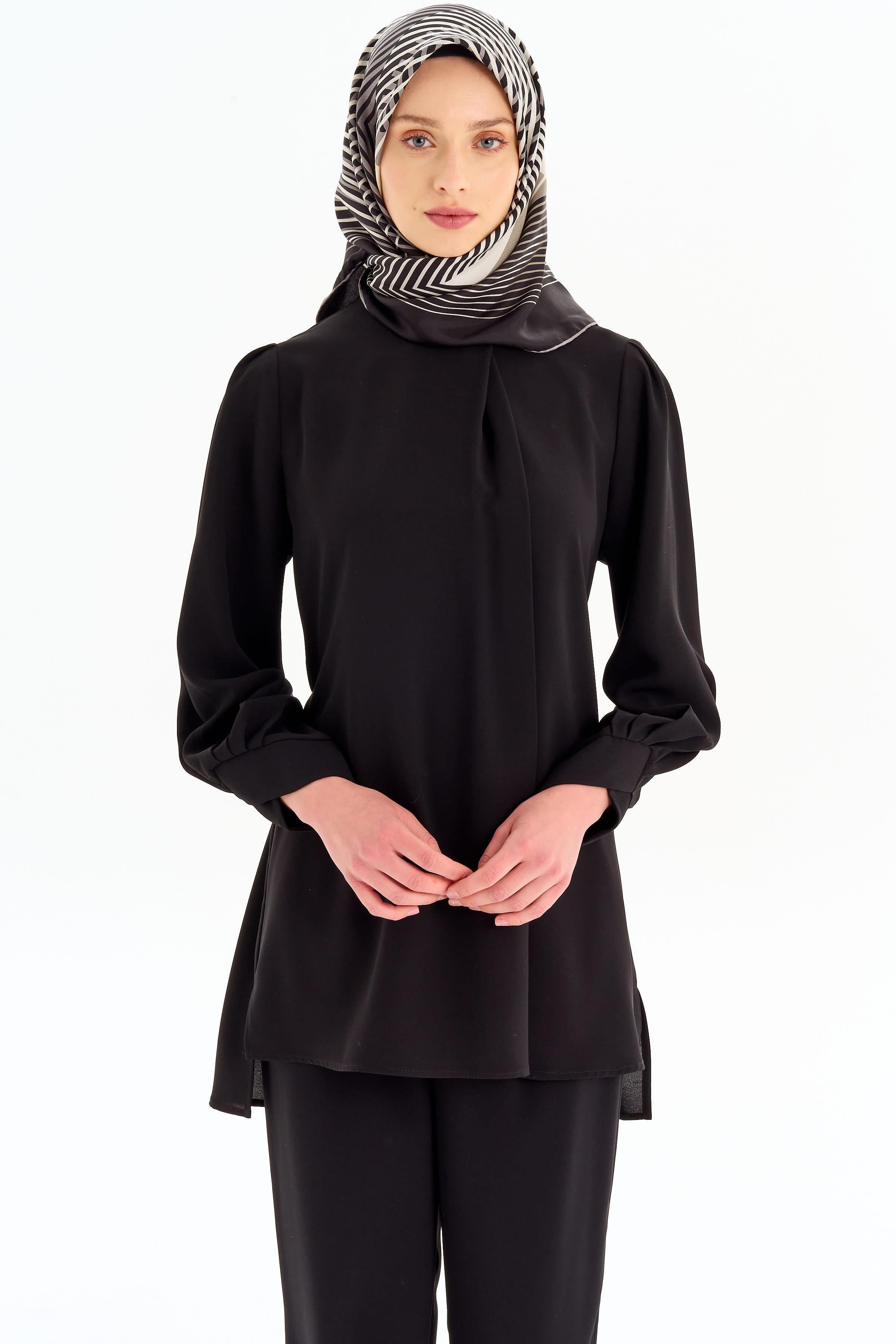 Asimetrik Kol Detaylı Tunik Takım - Siyah TUGBA