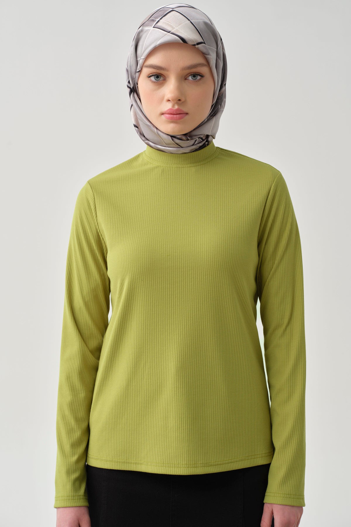 Blusa de punto con cuello alto - Ácido