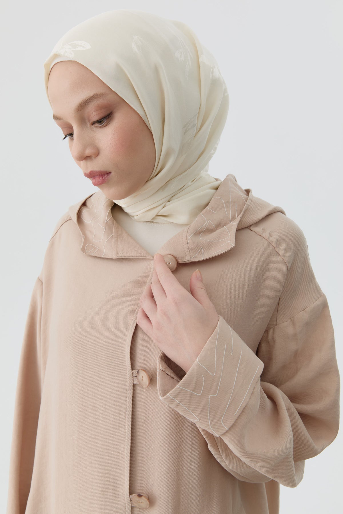 Baskı Desen Detaylı Giy-Çık - Bej TUGBA