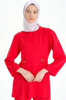 Bel Kısmı Toka Detaylı Bluz - Kırmızı TUGBA