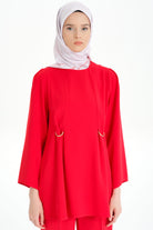 Bel Kısmı Toka Detaylı Bluz - Kırmızı TUGBA