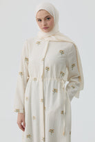 Belden Büzgü Bağlamalı Çiçek Desenli Tunik - Bej TUGBA