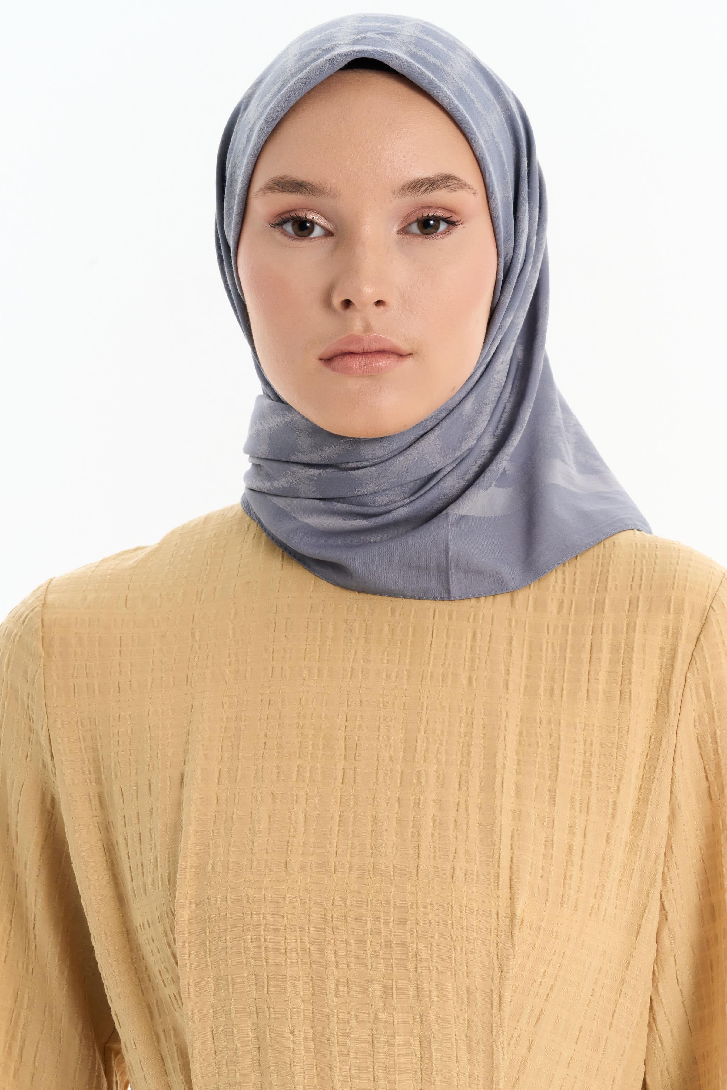 Kare Desen Pamuk Eşarp - Koyu Gri TUGBA